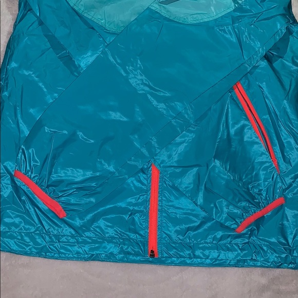 Girl’s H&M raincoat/windbreaker - Picture 6 of 6